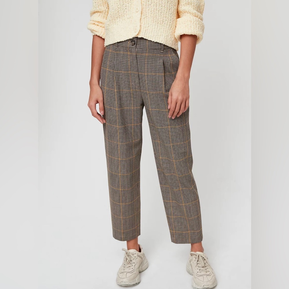 Aritzia Little Moon Bellis High Waist Pleated Pants Size 8